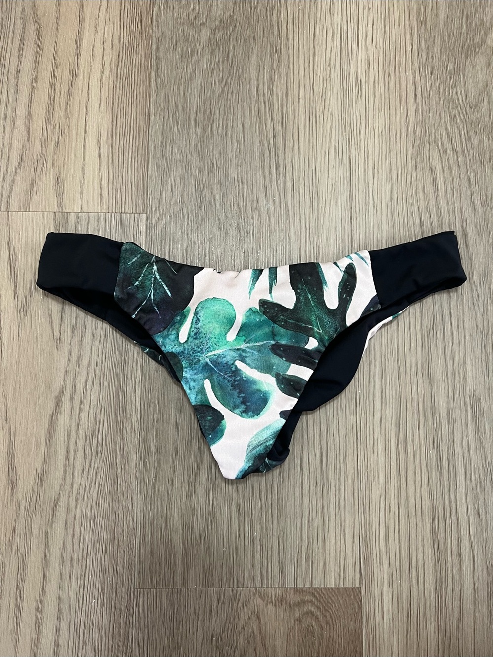 Kaikini Reversible Bikini Bottoms Green Tropical Print Black Custom Fit XS/S